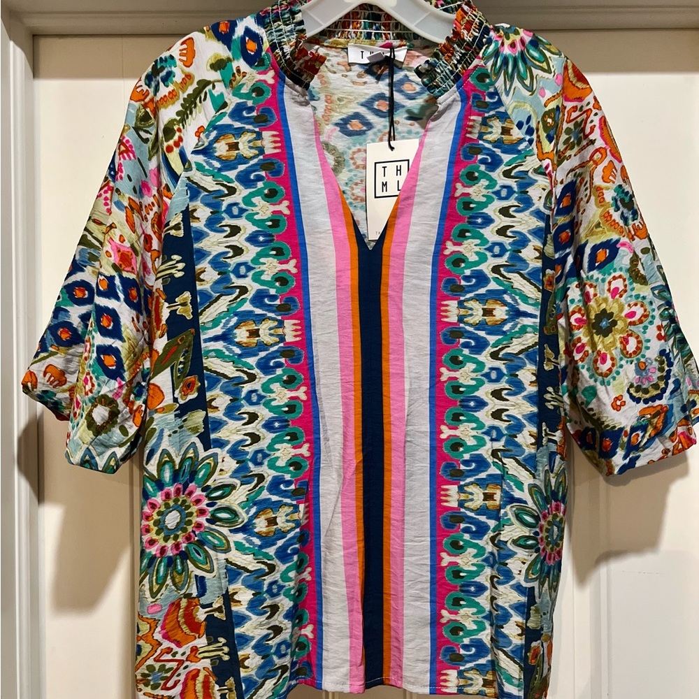 NWT THML Multi-Color Floral Stripe V-Neck Women's Top - Picture 4 of 6
